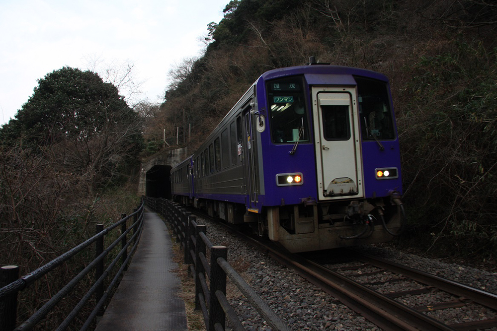 ＪＲ関西本線キハ１２０形