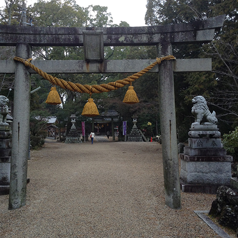 亀山神社