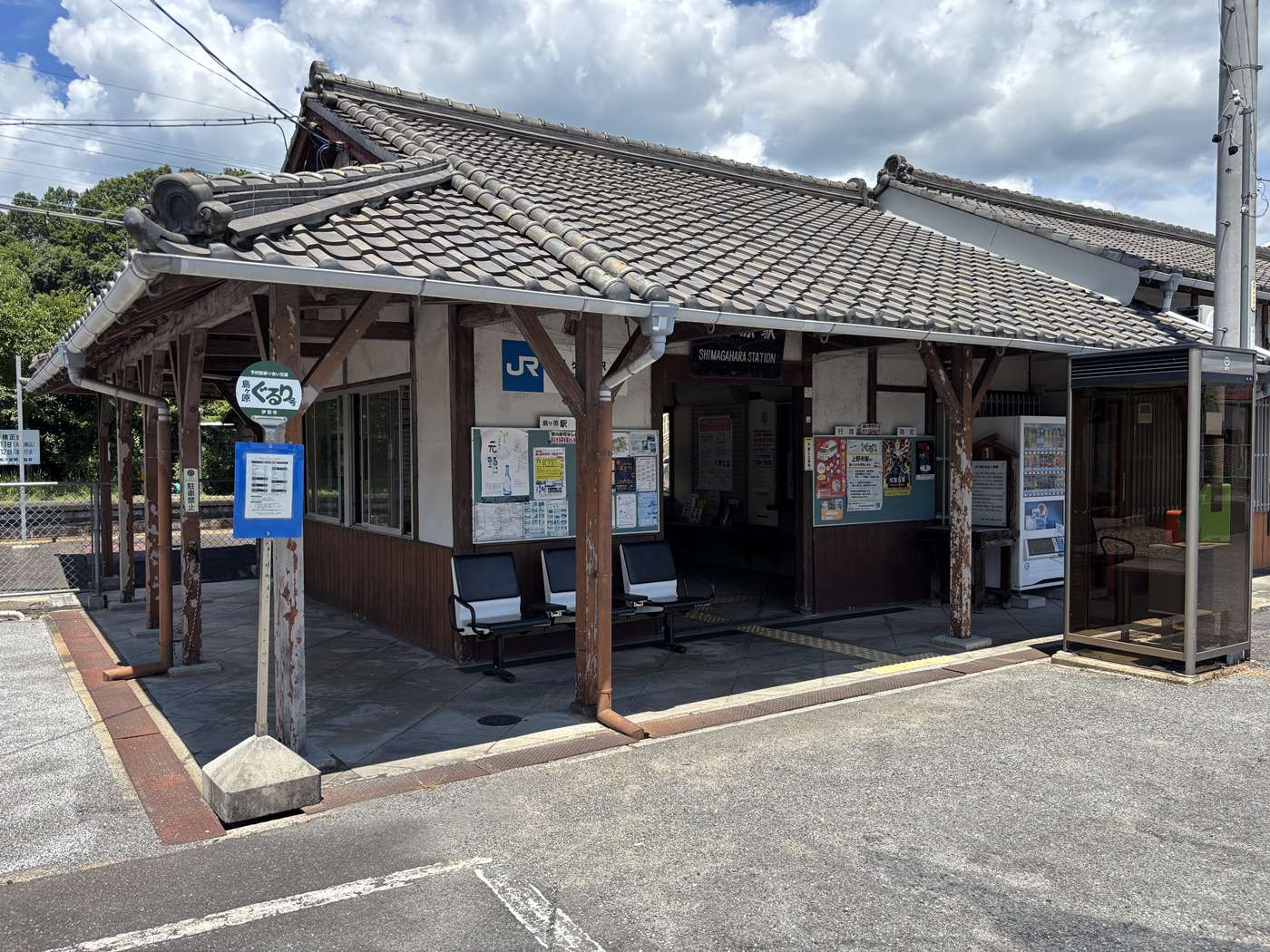 JR関西本線JR島ヶ原駅