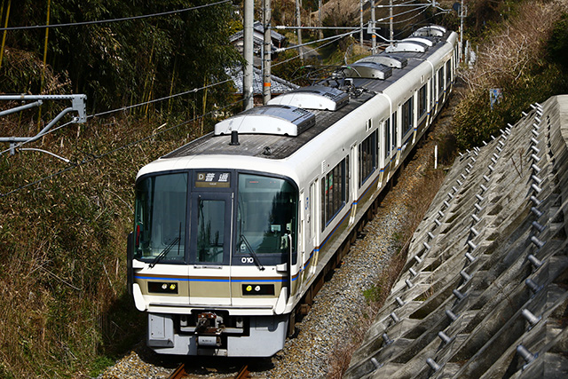 ２２１系
